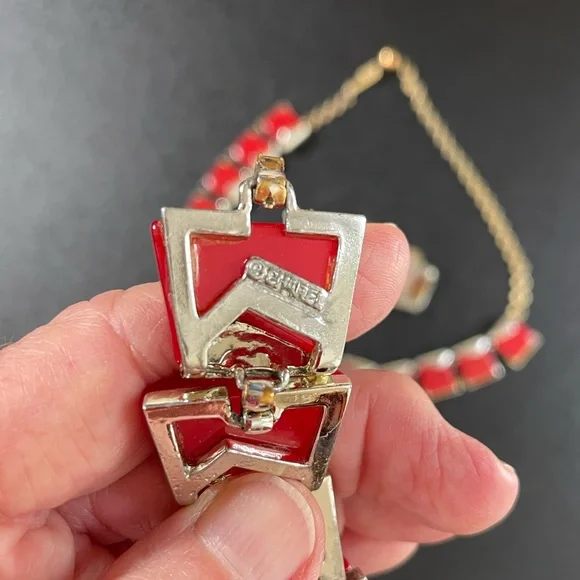 Charel Cherry Red & Silver Thermoset Parure- Necklace, Bracelet, Earrings, 1950s - Picture 12 of 16